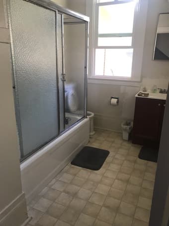 Room next to downtown Palo Alto (6/1/1020 start date) 2