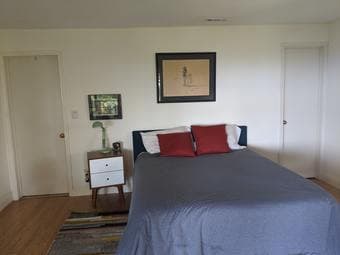 Fully furnished 1BR/1BA apartment 10 min from Stanford 2