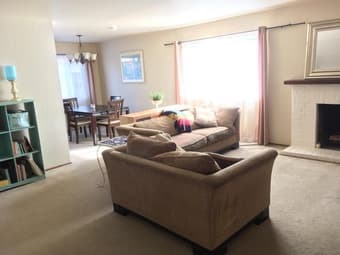 One bed/shared bath available NOW in Downtown Menlo Park 2