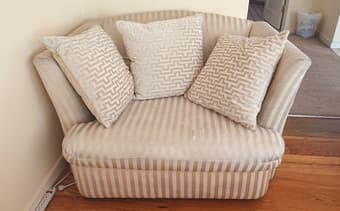 Small couch 1