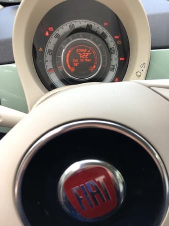 manual fiat 500 convertible with low miles 1