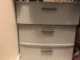 Desk chair; Shark vacuum; queen bed; ikea cube shelves; kindle etc 3