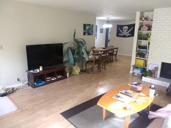 Large furn. bedroom in Palo Alto home-Month to Month-Avail Immed 1