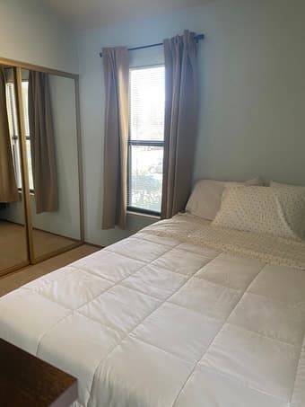 Private room in townhouse near California Avenue — $964/month - $964 2