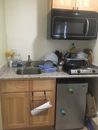 Furnished stylish studio near stanford available July 1st 2