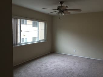 Bedroom in a 3Bed/2 Bath Apt in Menlo Park available July 1, 2020 1