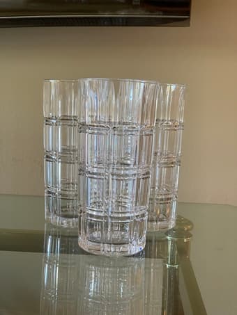 Modern / Art Deco style plates/bowls/cups set 3
