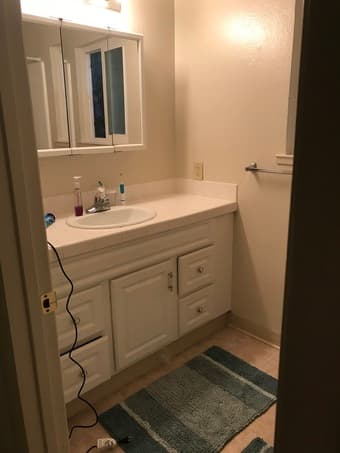 1 Bedroom availble in Mountain View 2