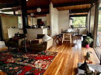 Master bedroom in beautiful 5br/3ba Portola Valley home 2