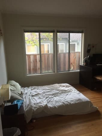 1-Bed Apt DT Menlo Summer 2020 Fully-Furnished + Utilities 3