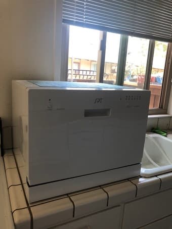 SPT Countertop Dishwasher 2