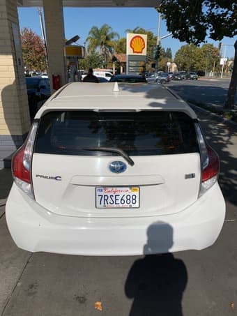 Toyota Prius C - Hybrid - White 2
