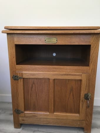 Oak WhiteClad Swivel Top TV Stand 1