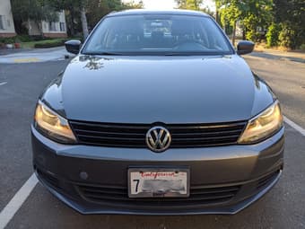 2014 VW Jetta Sedan 2.0 / 67k miles 3