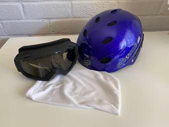 Burton Snowboard with Bag, Helmet, and Googles - (Very Good) 3