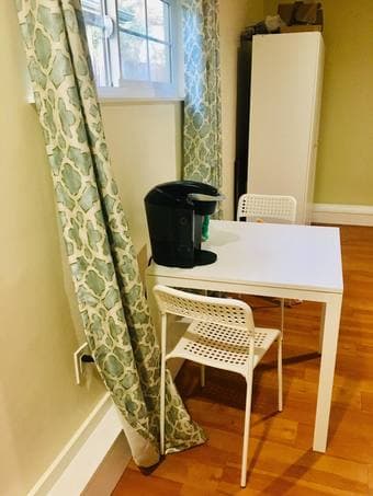 Cozy furnished studio near Stanford, Facebook, downtown PA 2