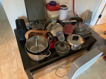 Pots and pans for free 1