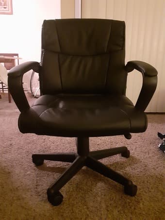 Move out sale - desk chair, mattress, pillows, sheet set, comforter 2
