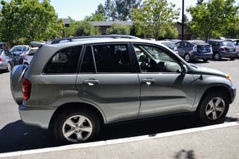 2004 Toyota RAV4 - low mileage, excellent condition! 2