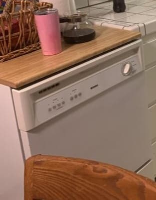 Whirlpool Washer & Dryer + dishwasher 2