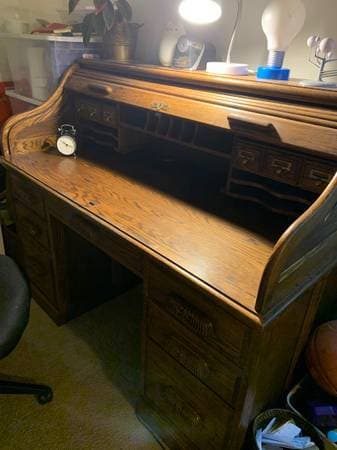Desk 1
