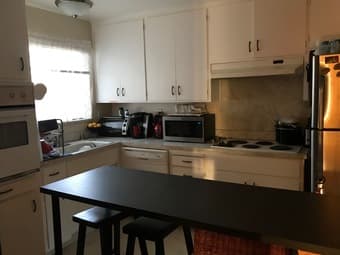 Seeking roommate for furnished room in Redwood City 3BR2BA home w/yard 3