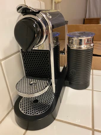De'Longhi Nespresso Machine+Aeroccino Milk Frother+Welcome pack 2
