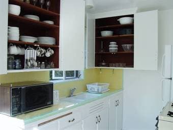 MOVE-IN SPECIAL: Perfect Location-Fully Furnished Apt next to Stanford 2