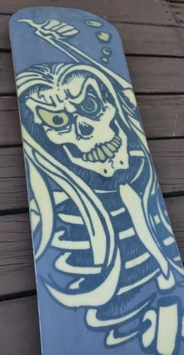Apocalypse Snowboard, 174cm, Twin, No Major Damage. Light Wear 2