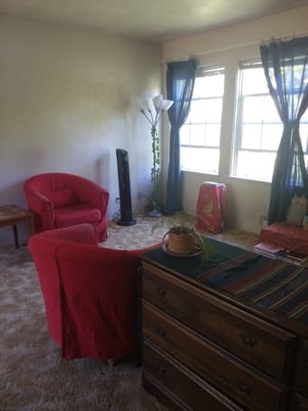 Large Bedroom (240ft2) - Menlo Park (The Willows Neighborhood) 3