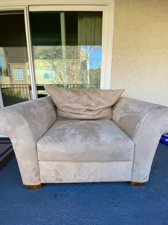 Large, comfy chair 3
