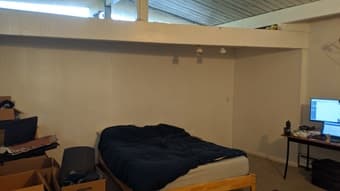 1250/400ft2 room Private Entrance, Private Bathroom 1