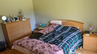 Fully furnished room - close to Caltrain & San Antonio Shopping Center 1
