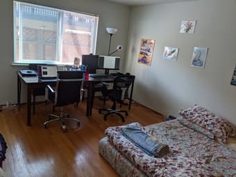 1 Master bedroom with private bath available in Menlo Park 2
