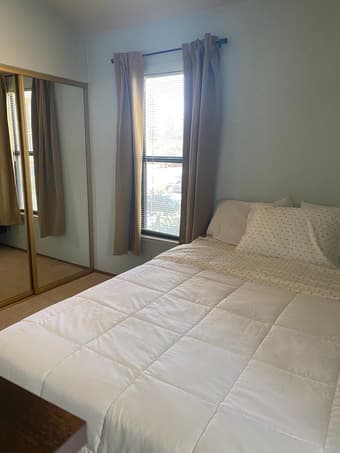 $964 Room Available in 3 BR/2.5 BA, Perfect Location 4 blocks from Cal 2