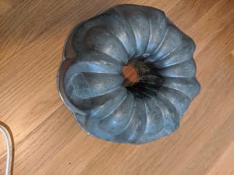 Bundt Cake Pan 2