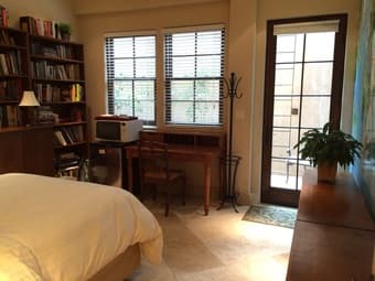 Private Entrance Room/Private Bath 8 min bike f Campus 3