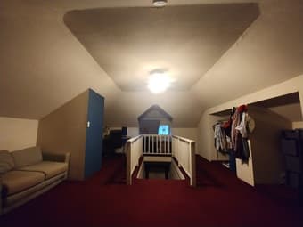 Room on Palo Alto’s University Ave by Stanford! 2