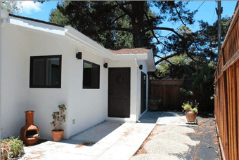 1B/1B 600sqft unit in Sunnyvale.With backyard and private entrance 1
