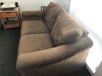 Loveseat 1