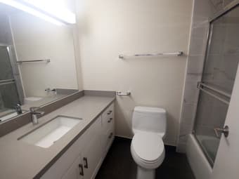 Private bedroom&bathroom in 2B2B luxury apartment(3rd floor) Palo Alto 3
