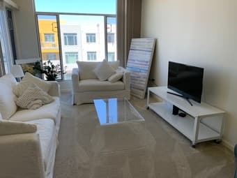 Private Bed/Bath in modern 2B/2BA apt. near Stanford available Sept. 1 2