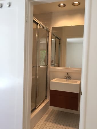 Studio with garden and private deck in Menlo Park (REDUCED PRICE) 3