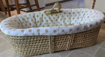 Baby bassinet basket 1