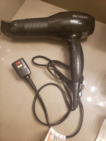 Makeup organizer, hair dryer and body sprays 3