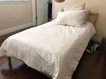 Down-filled duvet and duvet cover set 1