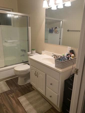 Bedroom in a 2bed/1bath apartment Downtown Menlo Park 3