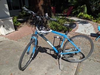 Mens diamondback bike 1