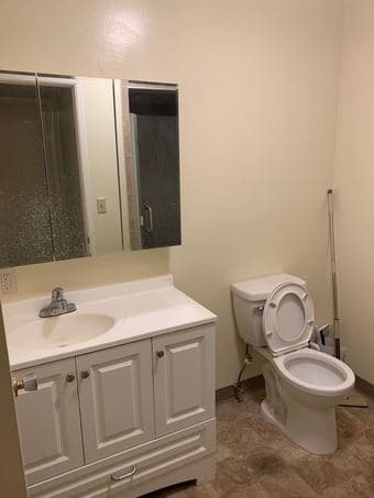 Menlo Park客厅（$950/month）或独立卧室 （$1125/month）, 9min biking到斯坦福，9月房租免费。 3