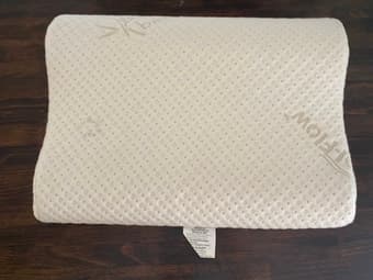 Orthopedic and hypoallergenic pillow 1
